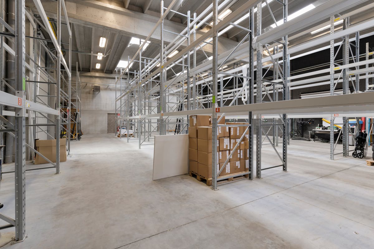 Industrial unit/Warehouse — 788 m² - photo 5