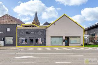 PERFECT COMMERCIEEL GELEGEN EN INSTAPKLARE HANDELSWONING IN HARTJE HALEN!! Het pand omvat +- 184m² bestaande uit een ruime handelsruimte,...