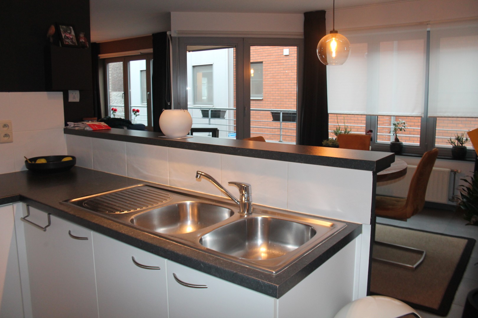 Trendy appartement met 2 slpk en terras in centrum Eeklo - foto 5