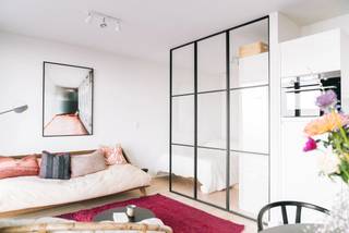 Classy studio aan de Scheldekaaien.Praktisch ingerichte studio gelegen op een uiterst gunstige locatie in Antwerpen.Nabij het Zuid, wandelend naar de...