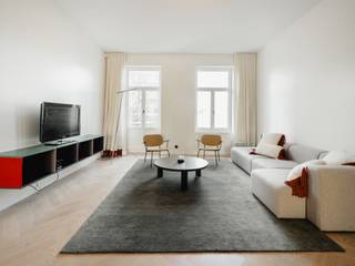 Ideaal gelegen tussen Stephaniaplein en Kastelein, op de tweede verdieping van een volledig gerenoveerd, energiezuinig herenhuis. Dit...