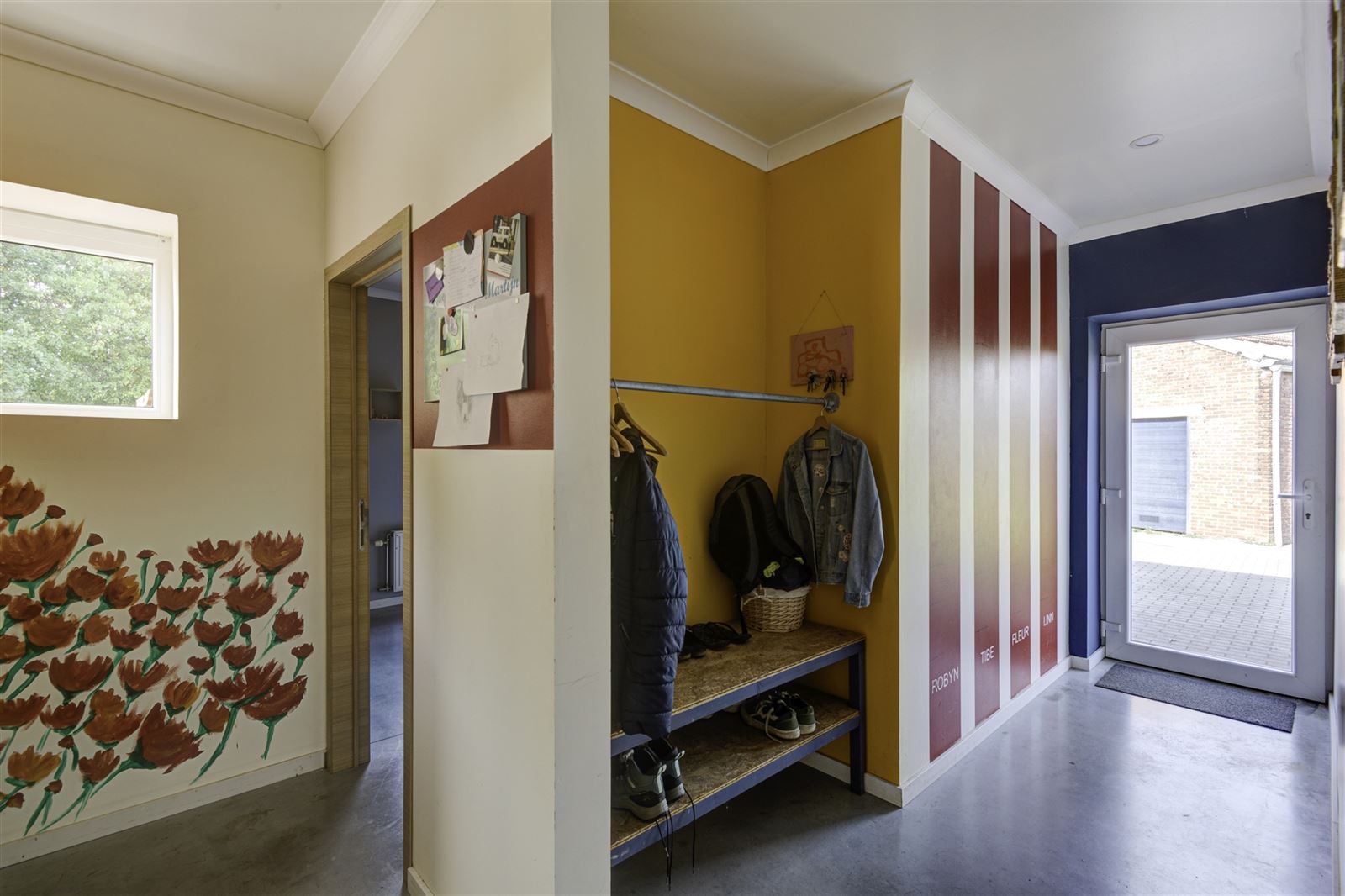 Ruime gezinswoning met groot magazijn/ werkplaats - foto 4