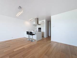 Cet appartement est un véritable succès ! Lorsque vous entrez, vous ressentez immédiatement l'espace et la paix de cet appartement et découvrez la...
