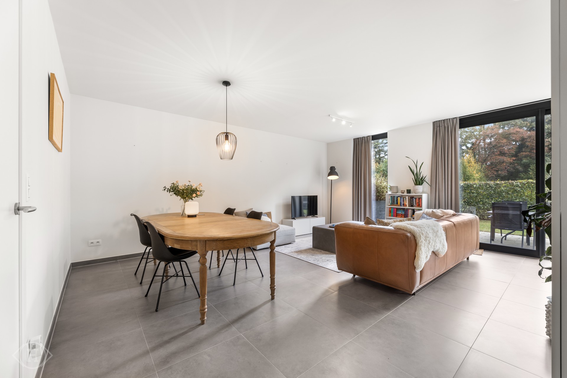 Modern 2-slaapkamerappartement met tuin - photo 4