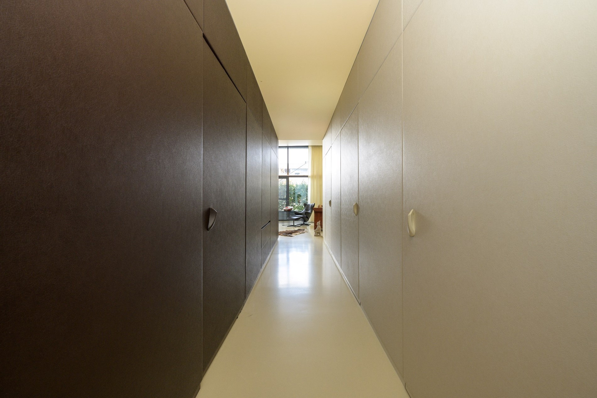 Exclusieve maatwerk-loft met een bewoonbare oppervlakte van 202m², met 2 ruime terrassen te Hasselt. - foto 5