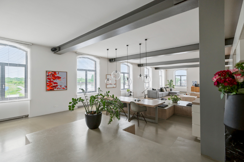Zéér ruime & prachtig gelegen LOFT 360m² met zicht op het water, 4 SLK & mog. dubbele ondergrondse autostaanplaats - foto 4