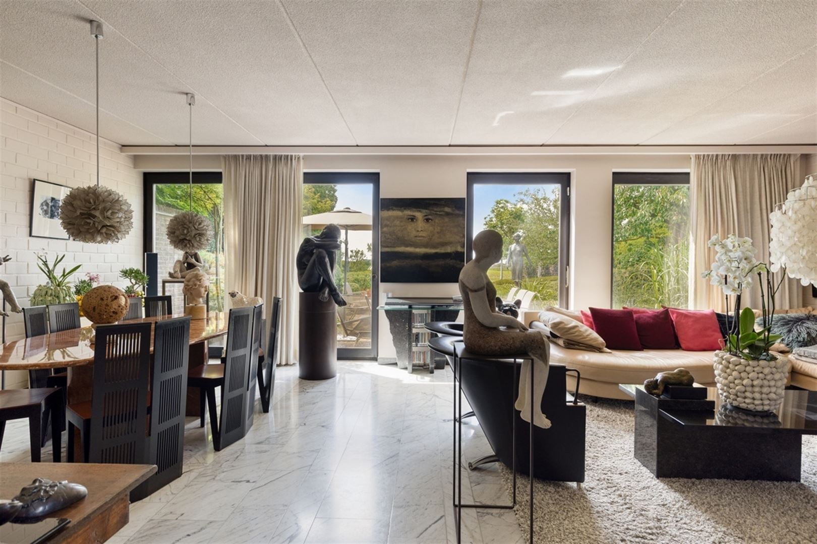 Goed onderhouden villa met prachtige tuin en adembenemende verzichten. - foto 5
