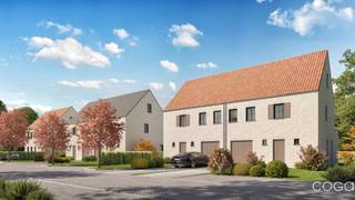 <p><strong>Energiezuinige nieuwbouwwoning </strong>(BEN-woning<strong>)</strong>, half open bebouwing op <strong>531m²</strong> in <u>rustige landelijke</u> omgeving. Deze woning komt in aanmerking voor aankoop aan het <strong>verlaagde btw-tarief op de constructie van 6%</strong>! <br /><br /><strong>Prachtige strak landelijke bouwstijl: </strong>een knappe wit-genuanceerde <span>gevelsteen met kalei-look</span> wordt gecombineerd met zwart buitenschrijnwerk, Afrormosia inkomdeur en garagepoort, en klassevolle Oude Pottelbergse blauw gesmoorde Vieilli dakpannen! De woning wordt afgewerkt volgens uw smaak op basis van <strong>keuzebudgetten</strong> (voor keuken, badkamer en vloerafwerking). <br /><br />Indeling als volgt: <br /><br />*GELIJKVLOERS: ruime inkomhal met gastentoilet, vestiaire-nis en trap (betonnen trap afgewerkt met <strong>eiken Z-treden</strong>) naar de verdieping, <strong>lichtrijke leefruimte</strong> door <span>grote raampartijen</span> en open ingerichte keuken (samen ca. 50m²), aansluitend berging/wasplaats (ca. 7m²) met binnenmodule warmtepomp en toegang tot de <strong>inpandige garage</strong> (ca. 17,6m²). <br /><br />*VERDIEPING: nachthal met luik naar de zolder, <strong>drie volwaardige slaapkamers</strong> (17,5m²/12m²/12m²) en grote badkamer met ruimte voor ligbad en douche (9m²). <br /><br />*ZOLDER: <strong>ruime bergzolder (46m²)</strong> met ventilatie-unit. <br /><br />*TUIN: <strong>west gerichte tuin</strong> voorzien van zwarte draadomheining (1,80m hoog), geen aanleg en verhardingen voorzien. <br /><br />*EXTRA:</p>
<ul>
<li>traditioneel gebouwd,</li>
<li><strong>vloerverwarming</strong> zowel gelijkvloers als op de verdieping op basis van een <strong>lucht/water warmtepomp,</strong> <strong>ventilatie D</strong> (balansventilatie met ingebouwde warmtewisselaar), regenwaterrecuperatie (buitenkraan, toiletten en wasmachine), pvc buitenschrijnwerk (uitgezonderd de voordeur en de garagepoort dewelke in <span>Afrormosia hardhout</span> zijn),</li>
<li>zeer energiezuinig, <strong>maximaal energiepeil E30</strong> (doorgedreven isolatie / superisolerend glas / vloerverwarming / warmtepomp / <strong>8 zonnepanelen</strong> (volledig zwarte panelen), ...).</li>
</ul>