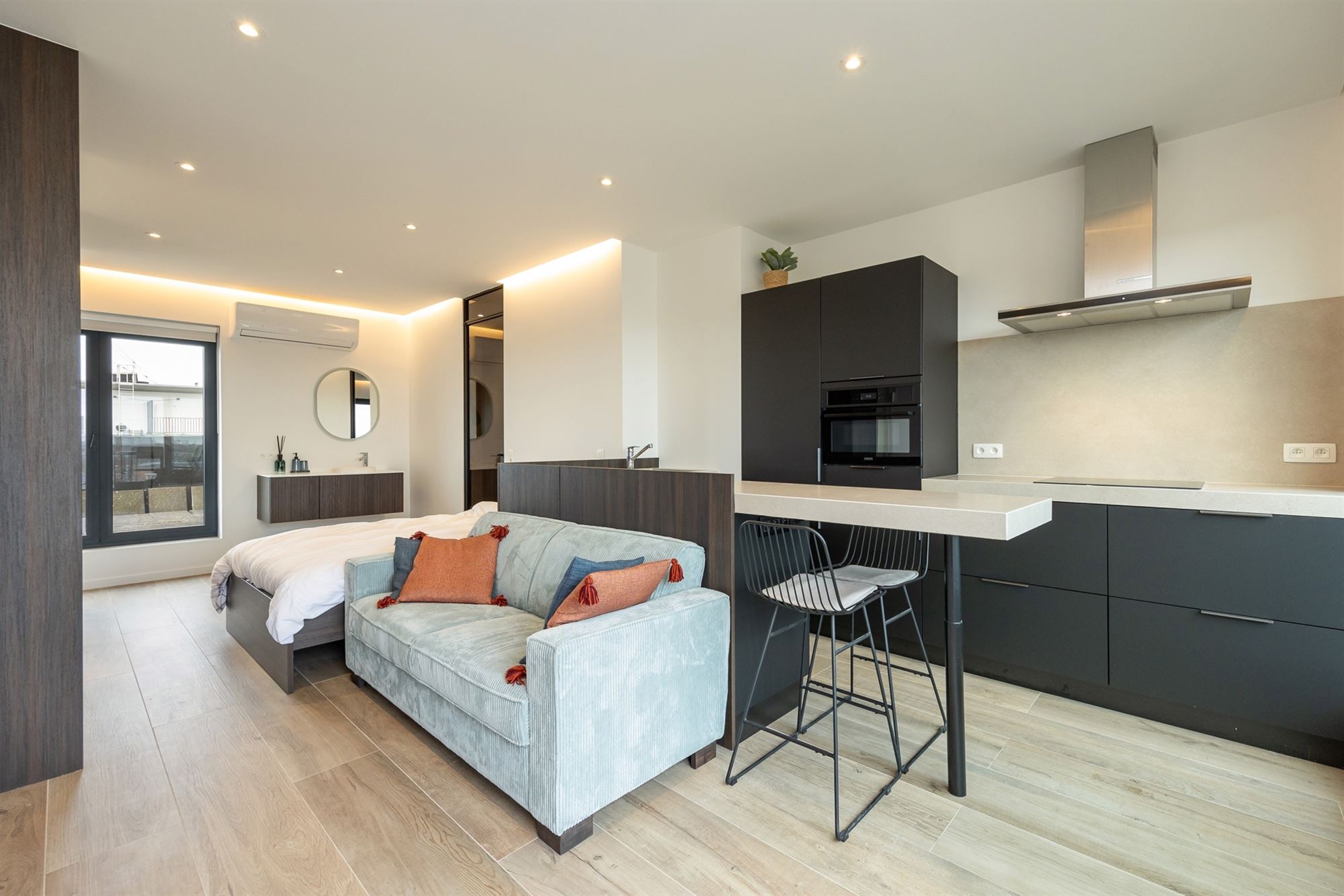 Lichtrijke penthouse studio met panoramisch uitzicht - foto 5