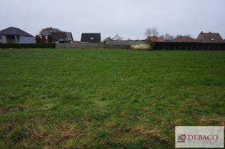 Ideaal gelegen bouwgrond, bestemd voor HOB.De totale oppervlakte van het perceel bedraagt 594 m².Aan de straatzijde bedraagt de breedte van het...