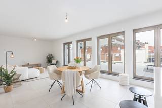 Laatste luxueus appartement beschikbaar in residentie Omnia!Grijp deze unieke kans in Residentie Omnia, een nieuwbouwproject dat de perfecte balans...