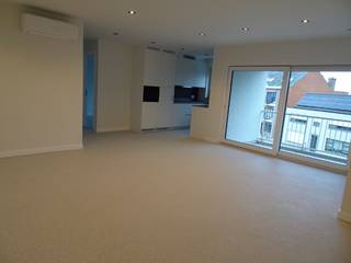 Dit centraal gelegen NB appartement beschikt over een ondergrondse autostaanplaats via autolift, privé berging in de kelder,...