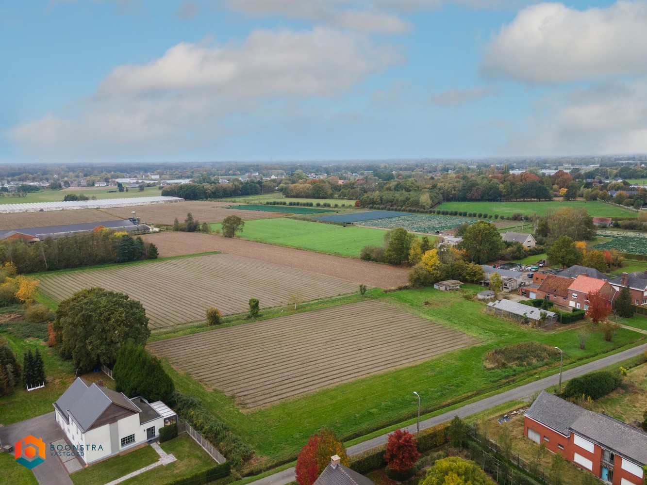 Landelijke woning met 5 slpkrs en bijgebouw op 1 ha te Putte - foto 1