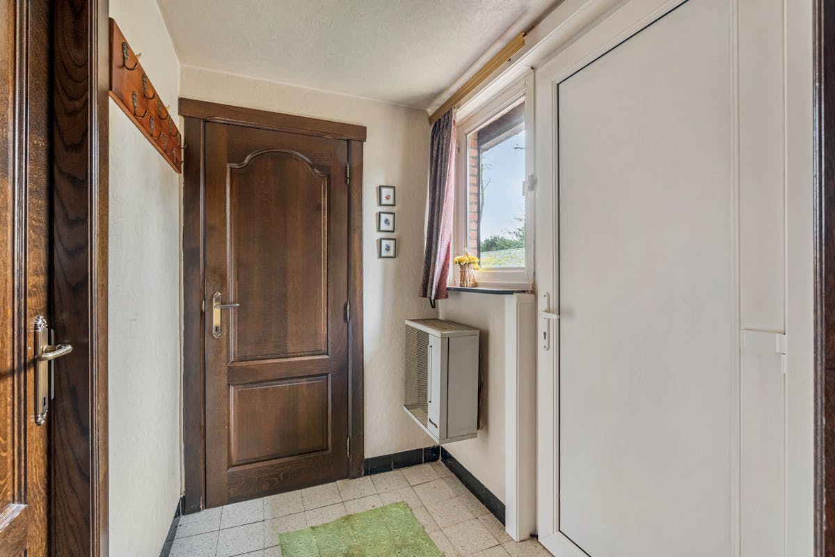 Vrijstaande gezinswoning met 3 slaapkamers nabij het centrum van Leopoldsburg - foto 5