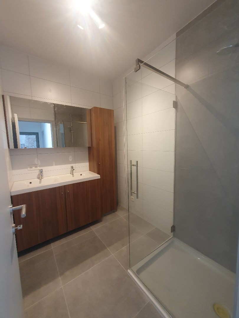 VOLLEDIG HERBOUWD BEN GV-APPARTEMENT (centrum Temse): - foto 5