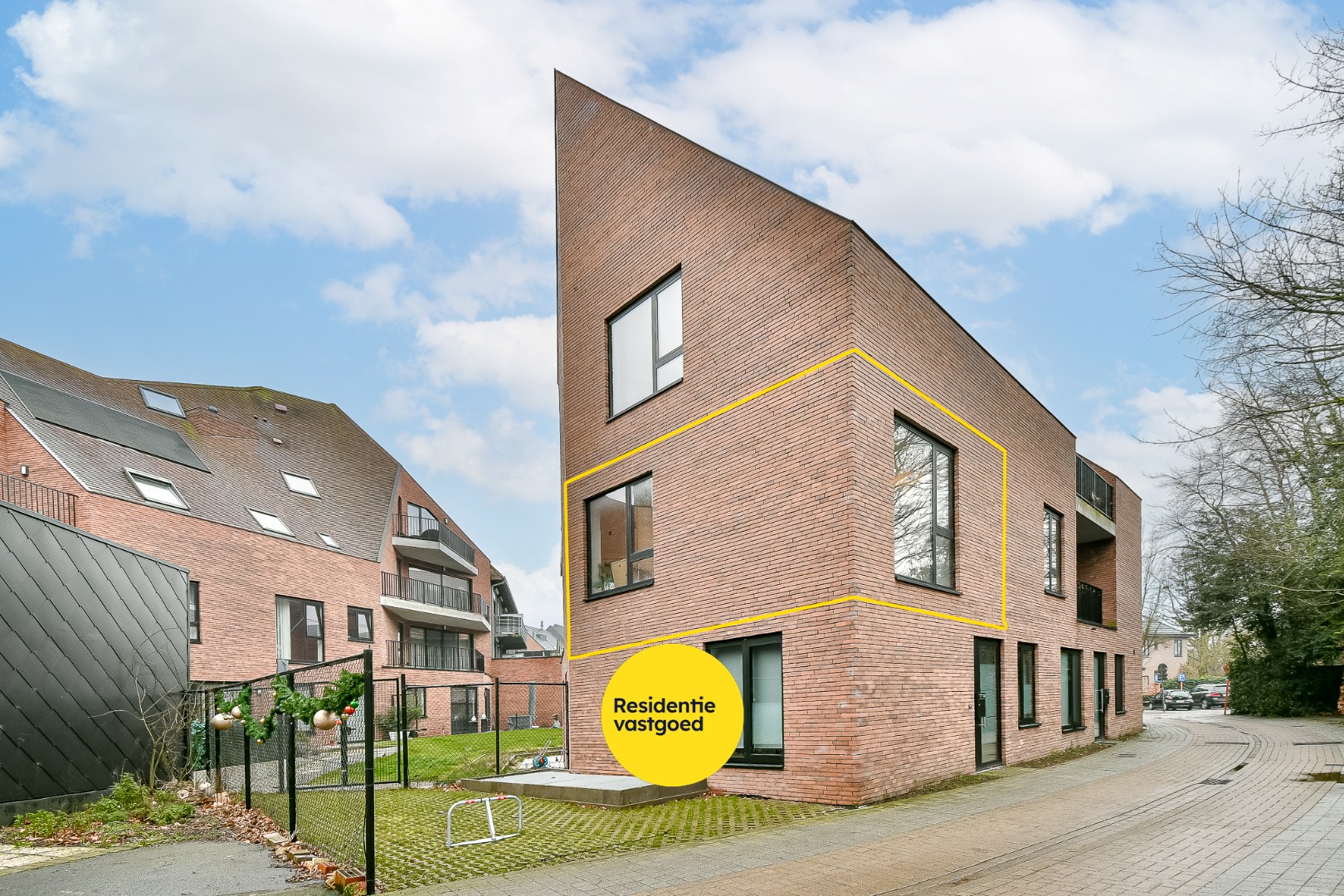 Stijlvol en energiezuinig wonen in hartje Gistel - foto 2