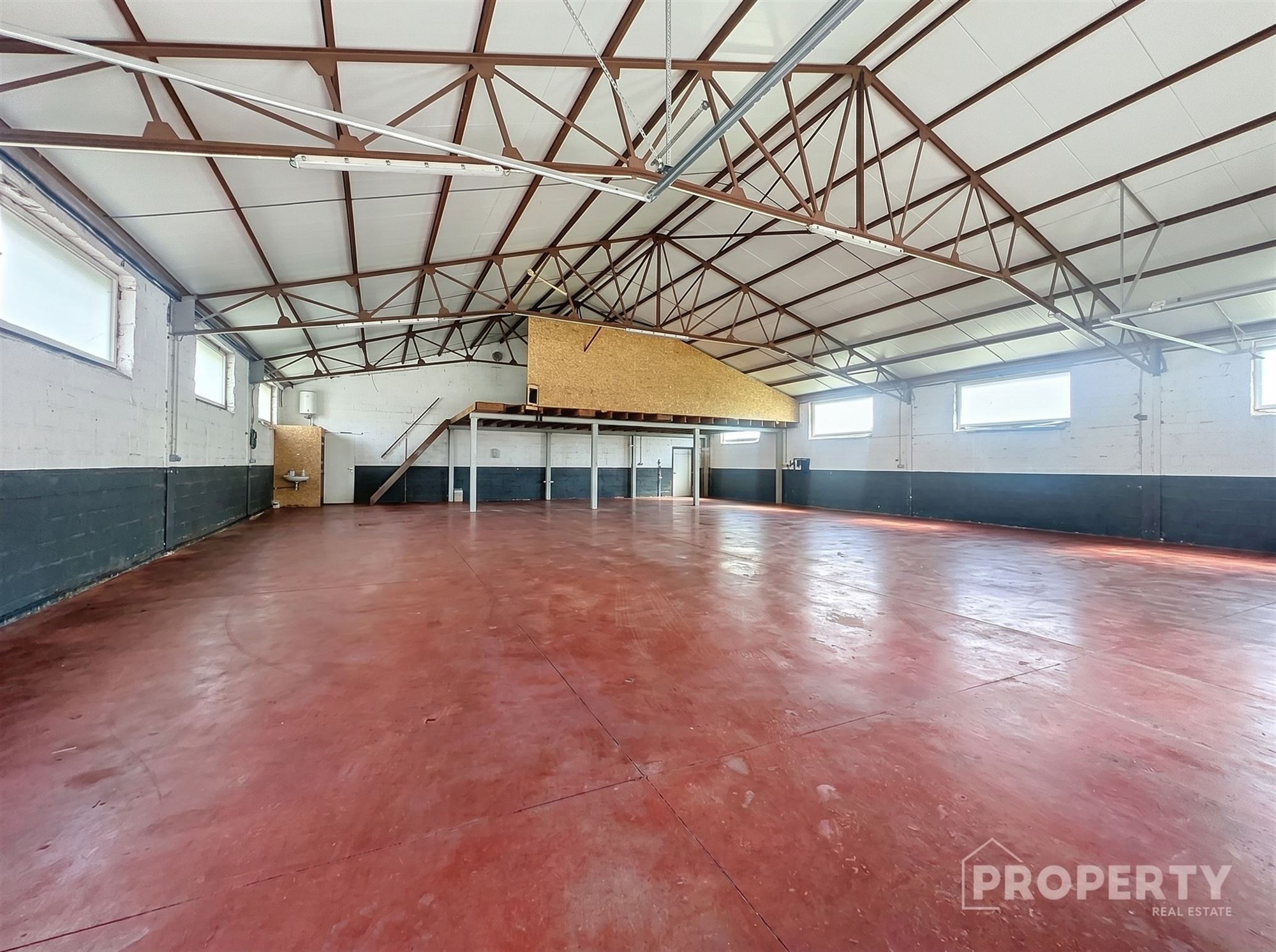 Ruime woning met loods te Ledegem! - foto 4