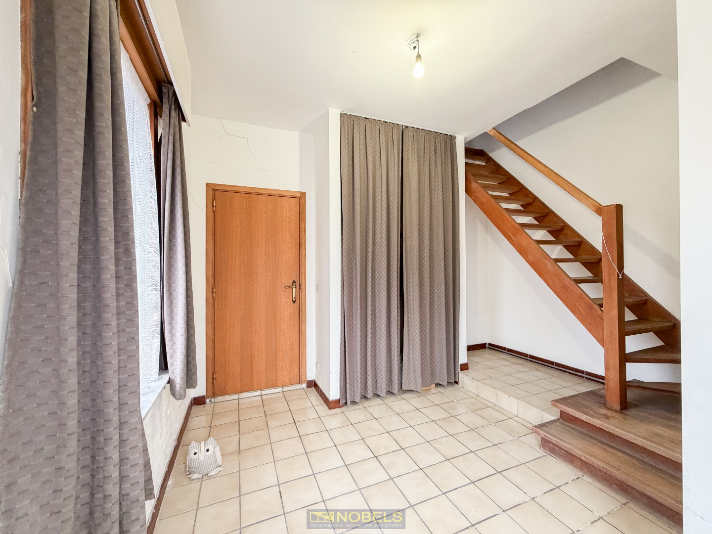 Te koop, Volledig te renoveren halfopen bebouwing op centrale ligging te Oudenaarde! - foto 4