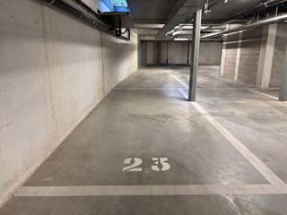 <p><span>AUTOSTAANPLAATS TE PUURS</span></p><p><span>Gelegen in het centrum van Puurs - in de ondergrondse garage van Residentie Corneli.</span></p><p><span> </span></p><p><span>* Autostaanplaats voor 1 wagen vanaf 22.500 euro</span></p><p><span> </span></p>