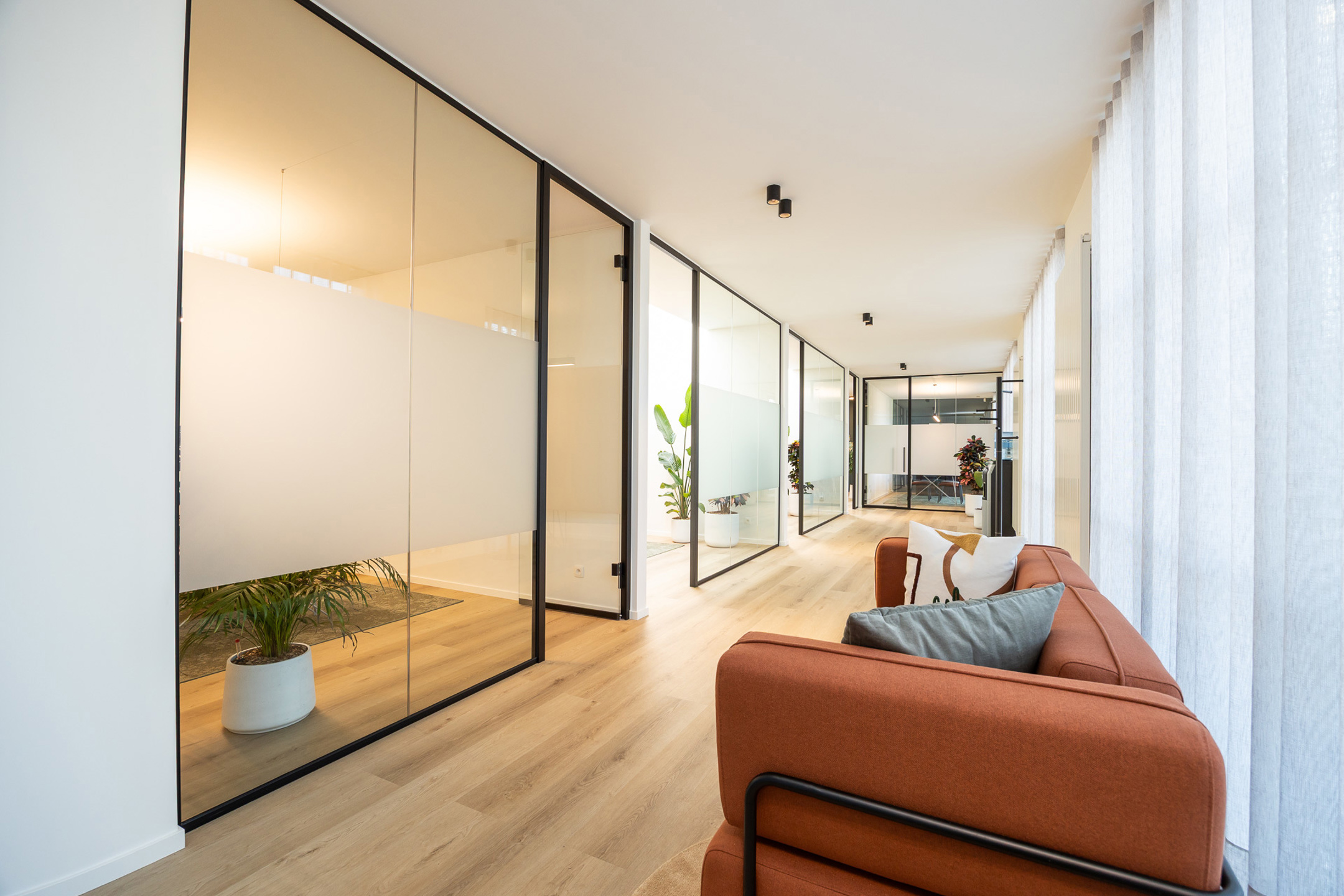 Commercial à louer à Turnhout - photo 4