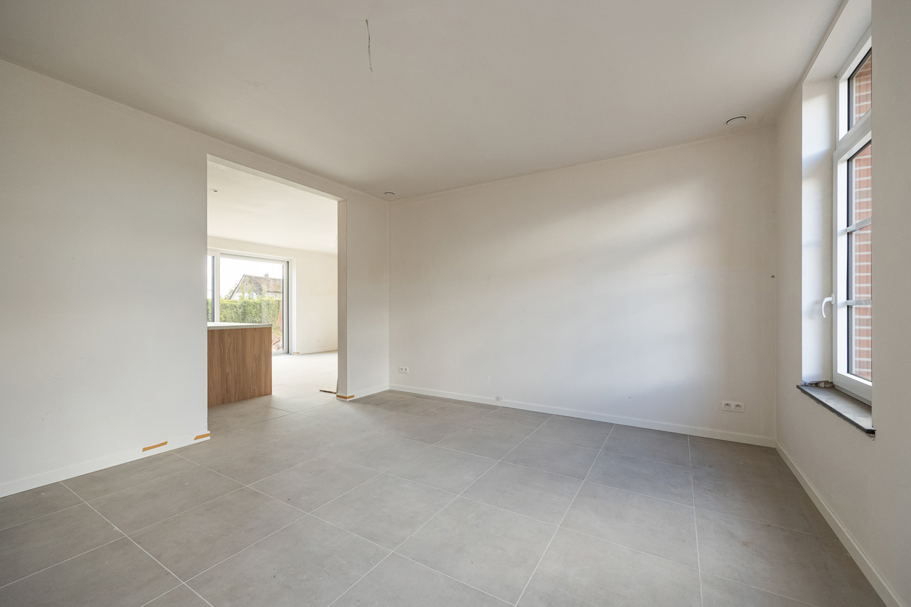 Ruime gezinswoning (ca 245 m²) met 3 slaapkamers op perceel van ca. 330 m². - foto 5