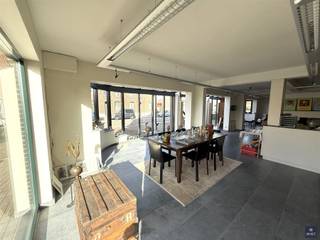 Commercial à vendre à Beveren-Kruibeke-Zwijndrecht