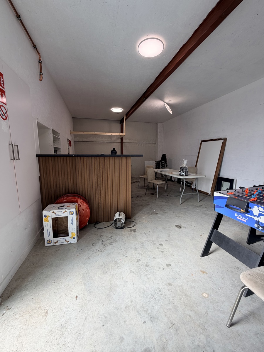 KMO Unit van 375m²+2pp - foto 4