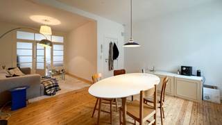 Very pleasant and bright apartment of approx. 64 m² located on the first floor of a small-scale residence in Welvaarstraat. A very central location...