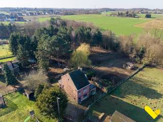 Unieke kans in Scherpenheuvel-Zichem (Hoensberg): bouwgrond of totaalrenovatie met enorm potentieelDroomt u van een woning die u volledig naar uw...