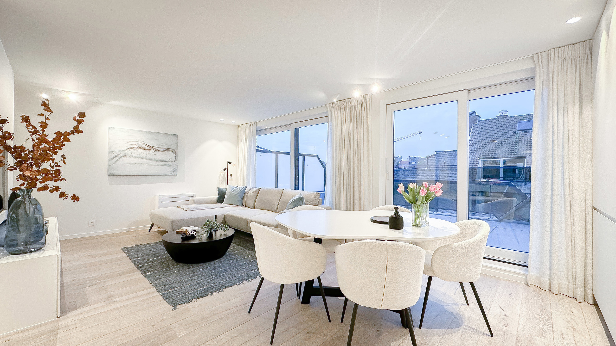 Volledig gerenoveerd PENTHOUSE met 2 zonneterrassen... - foto 2