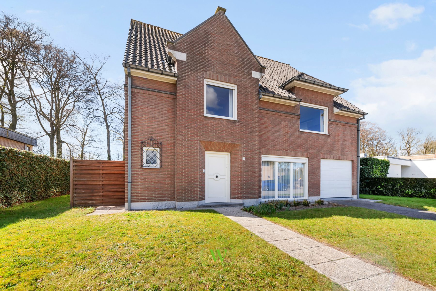 Gezinswoning met 5 slpks en tuin op 800 m² - foto 2