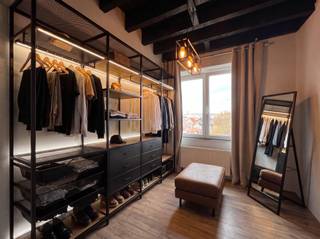 <p>Situé dans la Heirmanstraat 5, cet intéressant appartement de 3 chambres à coucher est proposé comme bien de rendement avec un loyer mensuel de 1 195 €.</p><p>Avec une surface habitable de 93 m² et une terrasse de 8 m², cet appartement offre un cadre de vie confortable, ce qui se traduit par un loyer stable. Sur la base du prix demandé de 299 000 €, ce bien réalise un rendement brut d'environ 4,8 %.</p><p>L'appartement est également équipé de panneaux solaires, ce qui permet d'améliorer l'efficacité énergétique et de réduire les coûts. Un atout majeur est la qualité des locataires, qui paient toujours correctement et entretiennent l'appartement avec beaucoup de soin et de respect.</p><hr /><h2>Avantages</h2><ul><li><p>3 chambres à coucher</p></li><li><p>Revenu locatif : 1 195 €/mois</p></li><li><p>Rendement : ±4,8%</p></li><li><p>Terrasse de 8 m²</p></li><li><p>Panneaux solaires disponibles</p></li><li><p>Locataires fiables et attentifs</p></li><li><p>Prêt à investir</p></li></ul><hr /><h2>Situation - Heirmanstraat (Anvers)</h2><ul><li><p>Rue résidentielle calme et agréable</p></li><li><p>Proche des commerces et des commodités</p></li><li><p>Bonne connexion avec les transports publics</p></li><li><p>Accès facile au centre ville et aux voies d'accès</p></li></ul><p>Une opportunité idéale pour ceux qui recherchent un investissement sans souci avec un rendement stable.</p>