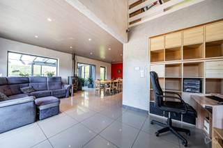 We Invest et Léna ont le plaisir de vous présenter cette charmante maison idéalement située à deux pas du centre d’Aywaille. Nichée dans...