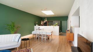 Are you looking for a spacious family home where living and working can be perfectly combined? Then this versatile property in the heart of Westkapelle is definitely worth a visit. Thanks to the commercial space at the front of the property, this property offers numerous possibilities. Ideal for those who wish to run a self-employed business from home, set up a practice or office, find a hobby space, or need extra storage or a secure bike shed.<br /><br />The property enjoys an extremely central location in Westkapelle, a village within Knokke-Heist that has undergone a true transformation in recent years. Thanks to various new projects and investments, the appeal of the municipality is constantly growing. The cozy village center, the proximity of various shops and facilities, and the easy bus connection make this a particularly pleasant living environment.<br /><br />This property also scores excellently in terms of energy efficiency. Over the years, it has been thoroughly renovated and now has a favorable B-label EPC. The house is equipped with solar panels, double and high-efficiency glazing throughout, and is heated by an energy-efficient gas condensing boiler in combination with a high-performance air-to-air heat pump. Furthermore, the property is completely asbestos-free, providing extra peace of mind to the future owner.<br /><br />A particularly interesting asset is the perpetual easement that grants access via Dorpsstraat. This allows easy access to the property by car, a practical advantage that few properties in the village center can offer.<br /><br />Inside, you will enjoy a surprisingly spacious house with high ceilings, bright spaces, and a practical layout. The cozy living room seamlessly connects to the spacious open kitchen, while the garden with multiple terraces and the charming garden shed or man cave invite you to fully enjoy outdoor living. With a total of five full bedrooms, this property offers ample space for large families, home workers, or those who like to have extra rooms available.<br /><br />Ground floor:<br />- Commercial space / workspace / hobby room,<br />- Hallway,<br />- Guest toilet,<br />- Spacious living room with cozy seating and dining area and high ceilings,<br />- Office with plenty of storage space,<br />- Spacious open kitchen, equipped with all comforts,<br />- Pleasant garden with multiple terraces,<br />- Rear garden shed / man cave,<br /><br />First floor:<br />- Storage room,<br />- First bedroom,<br />- Spacious master bedroom,<br />- Bathroom with bathtub, shower, and double sink,<br /><br />Second floor:<br />- Three spacious bedrooms,<br /><br />Interested?<br /><br />Are you looking for a spacious, energy-efficient home with numerous possibilities for living and working, located in an excellent location in the increasingly popular Westkapelle? Contact us today for more information or a visit.