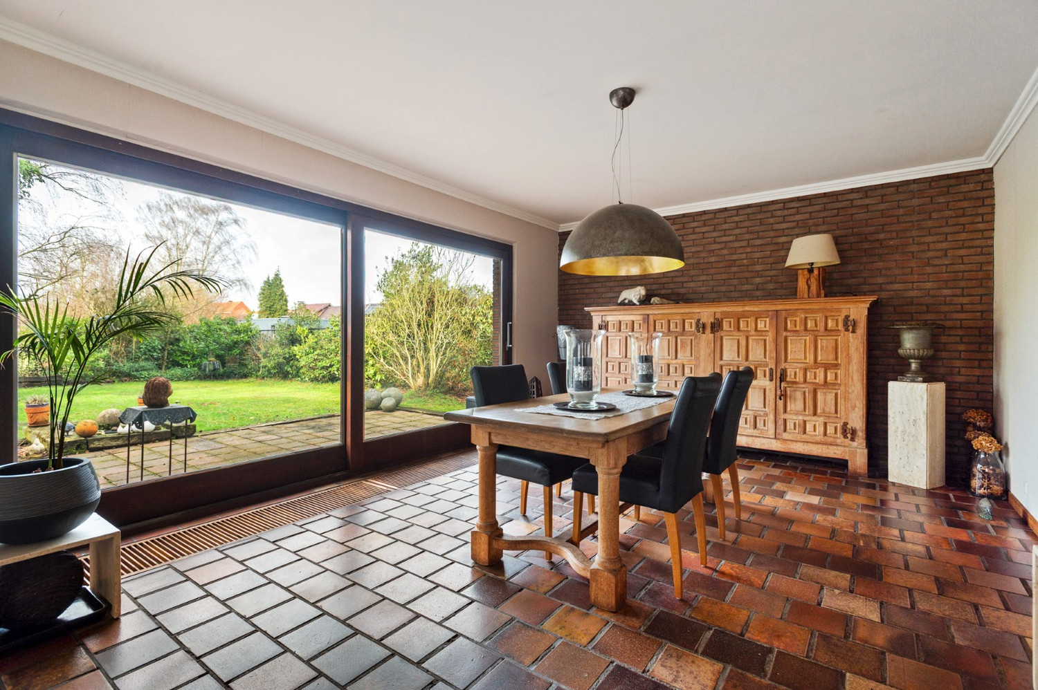 LAAGBOUW VILLA MET 3 SLK, DUBBELE GARAGE EN TUIN! - foto 5