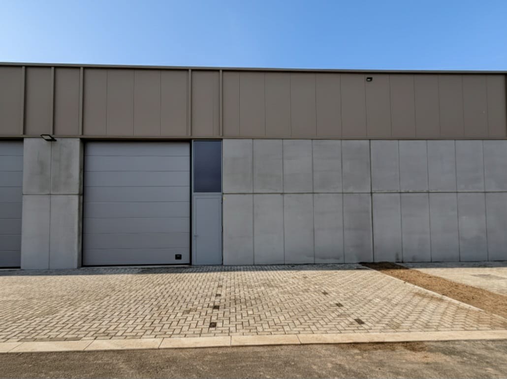 Commercial à louer à Tielt - photo 1