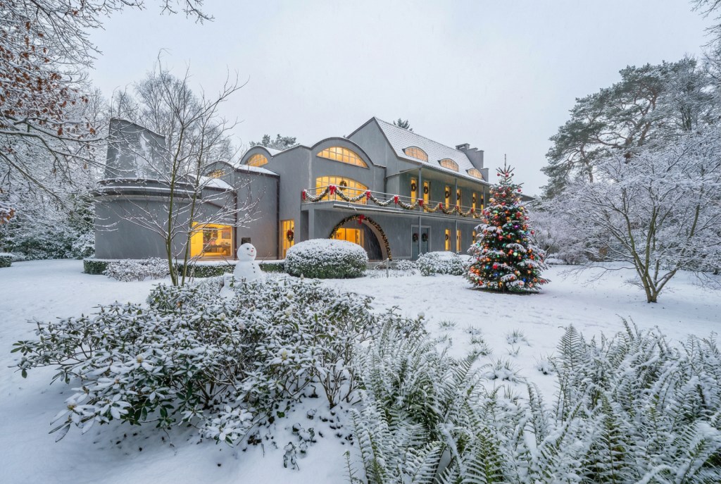 Villa onder moderne architectuur in Hof ter Linden - foto 1