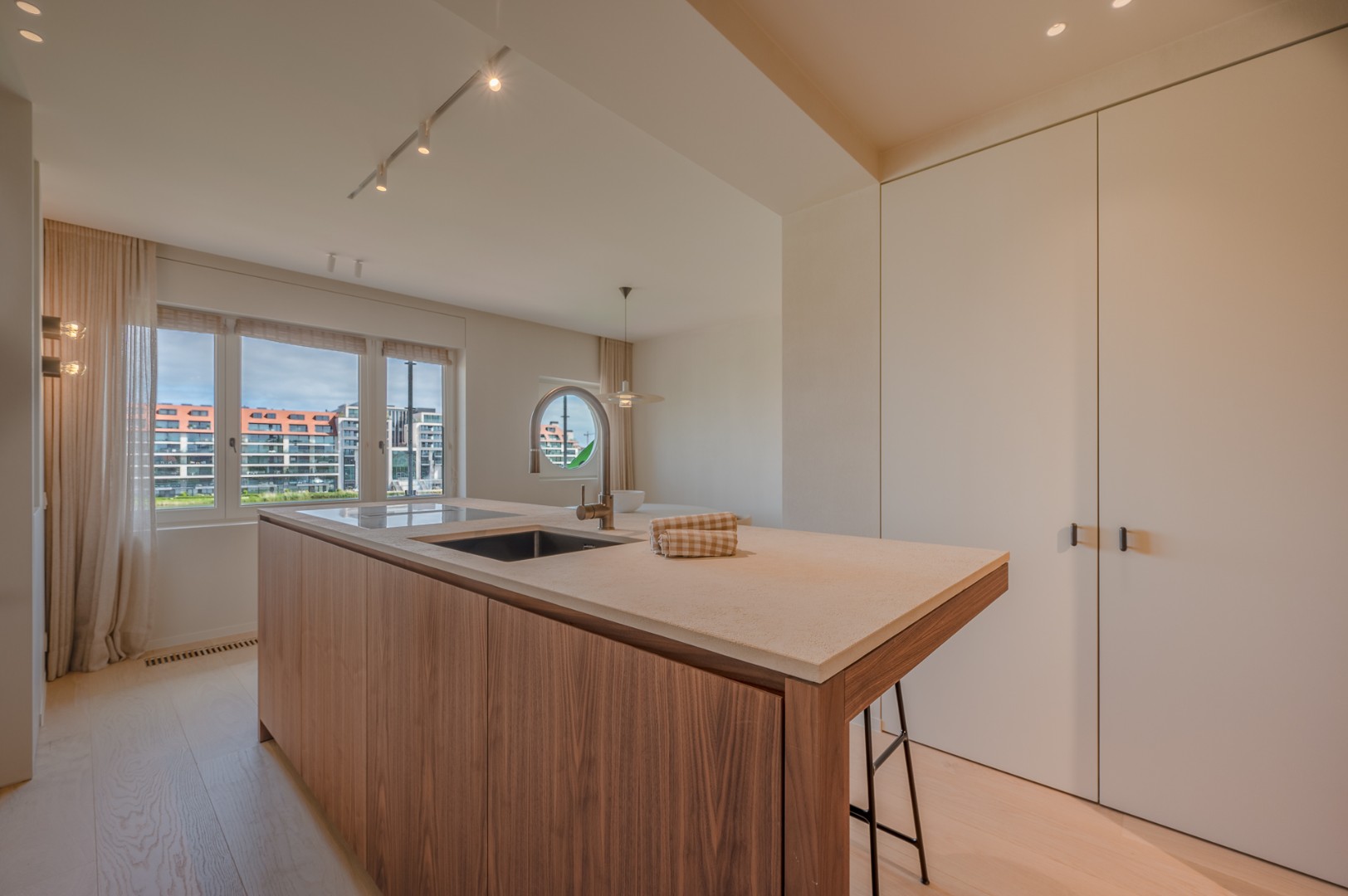 Luxueus afgewerkt appartement tot 4 slaapkamers met zicht op het Zegemeer. - foto 5