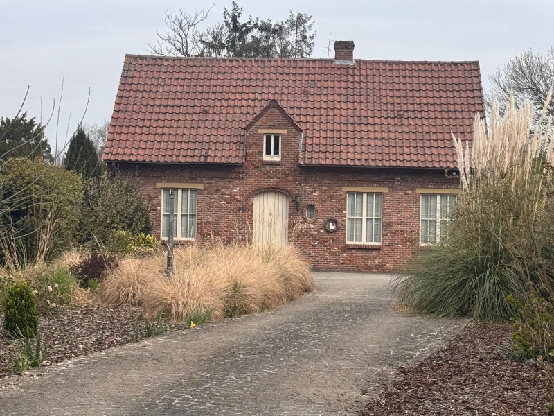 PRACHTIG GELEGEN FERMETTE HOEVE !!! - photo 1