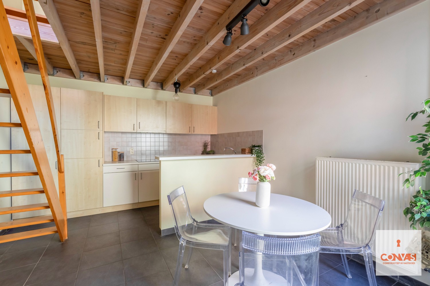 Leuke woning met terras en gemeenschappelijke binnentuin - photo 2