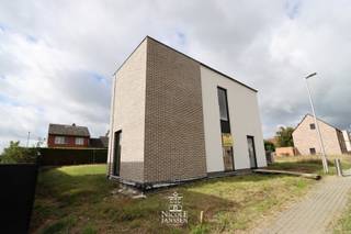 House for sale in Bilzen-Hoeselt
