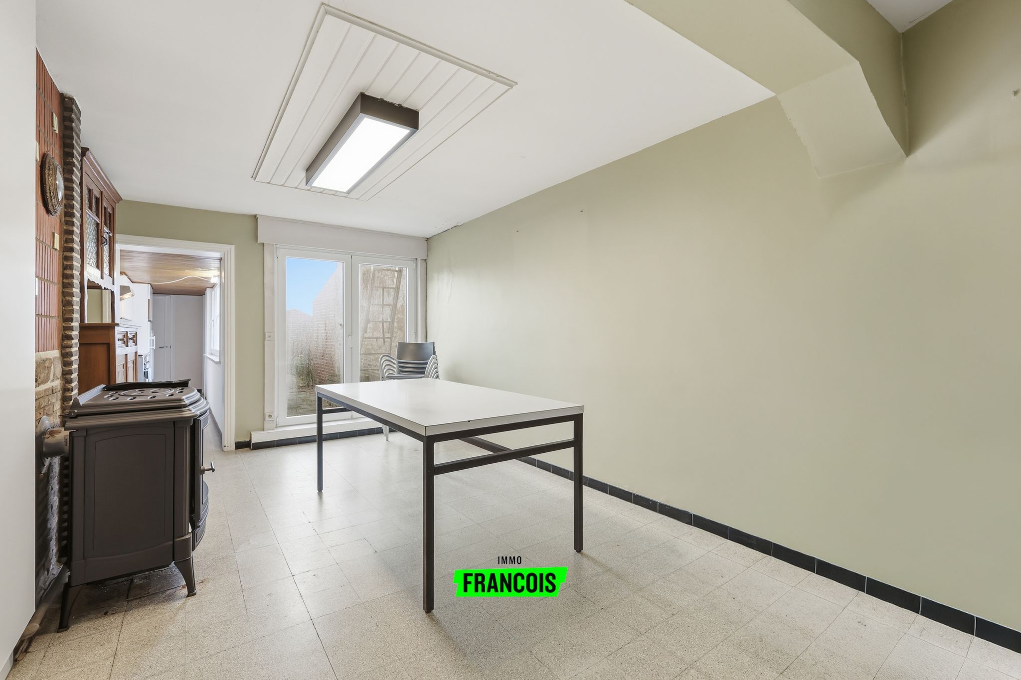 Rijwoning met 3 slaapkamers te Roesbrugge. - foto 5