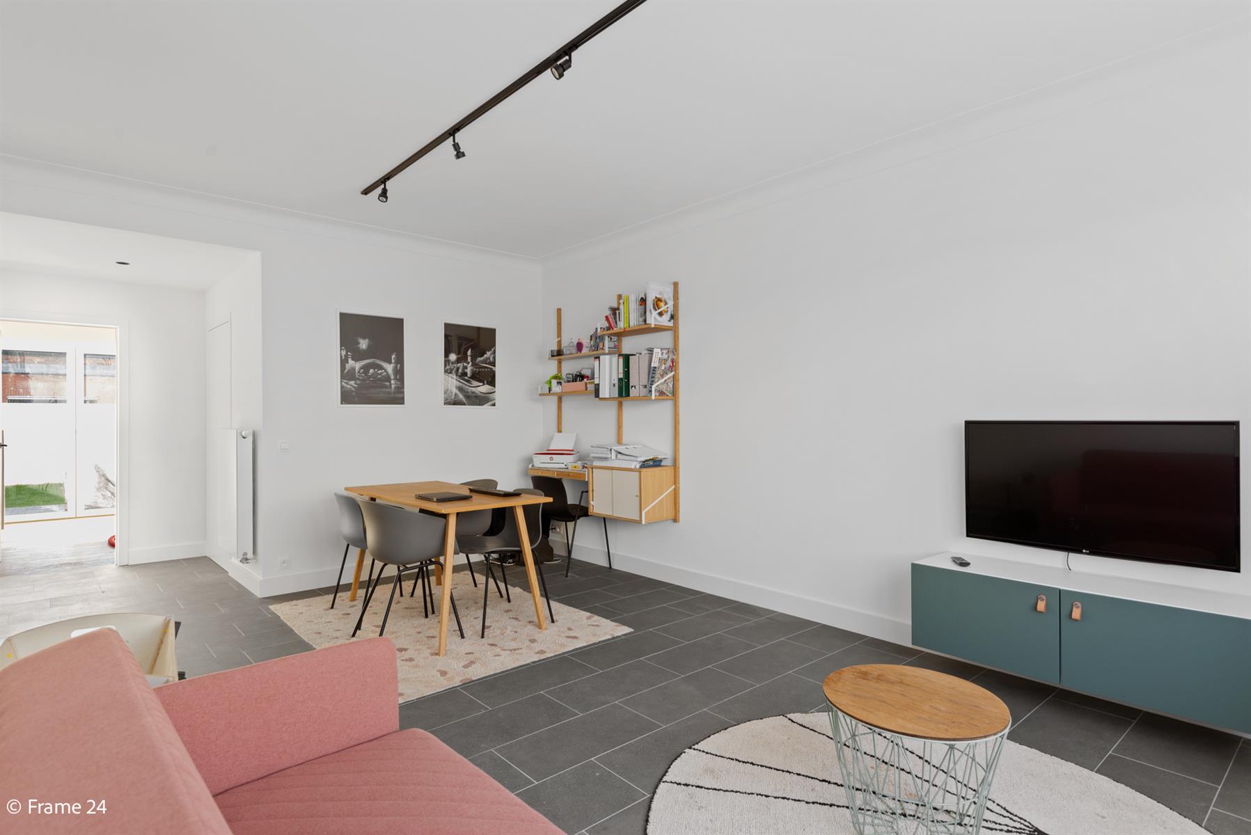 Gelijkvloers appartement met terras en tuin. - foto 4