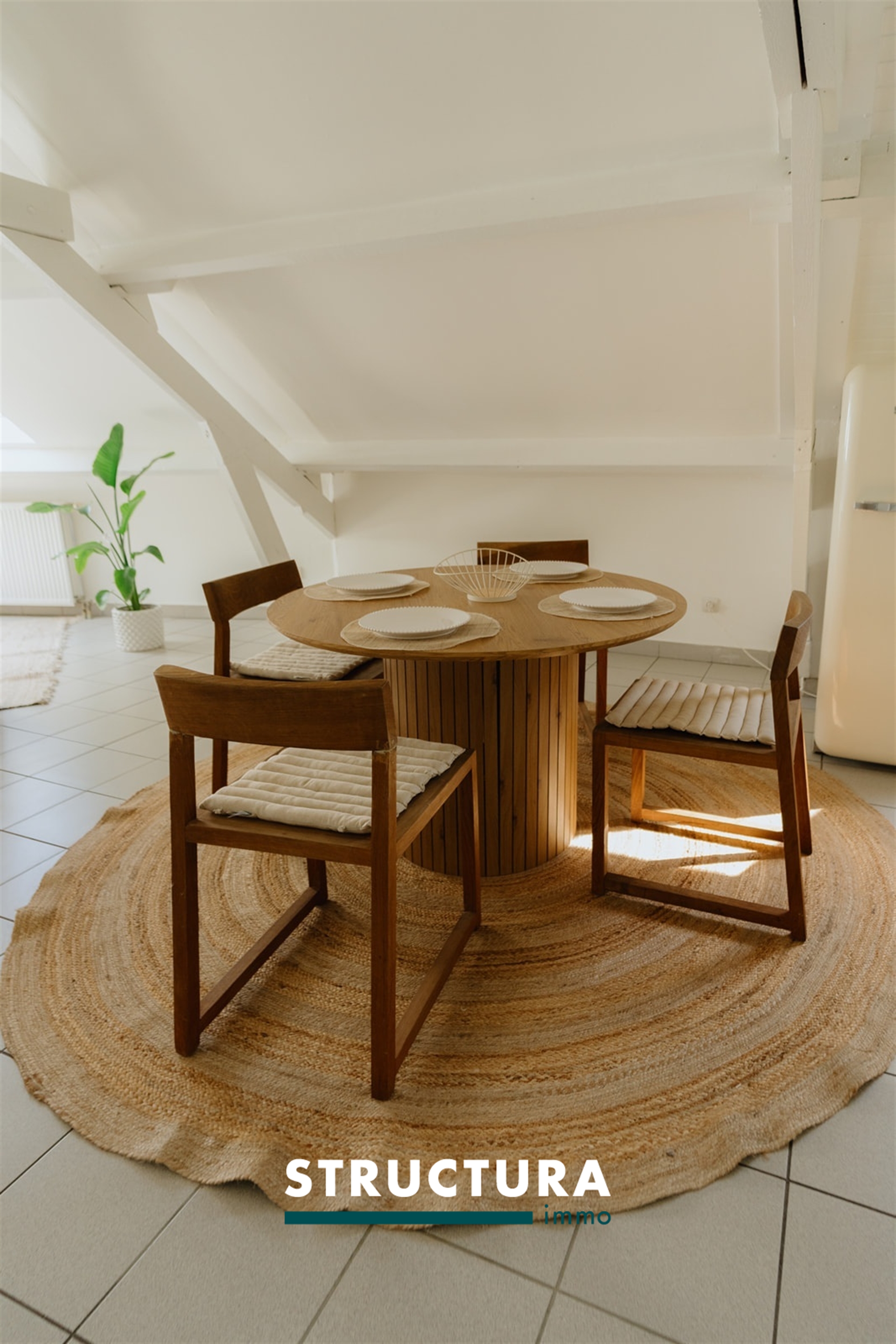 Bemeubelde loft op centrale ligging - foto 4