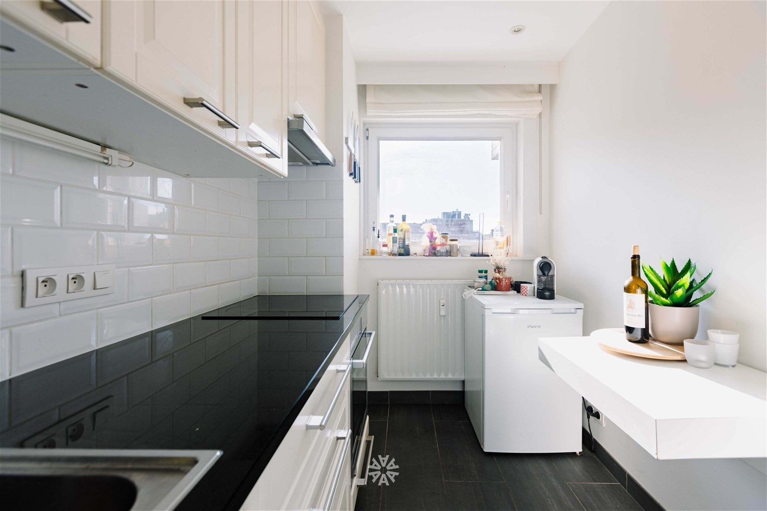 Lichtrijke studio met aparte slaaphoek te huur in het hart van Gent - foto 5