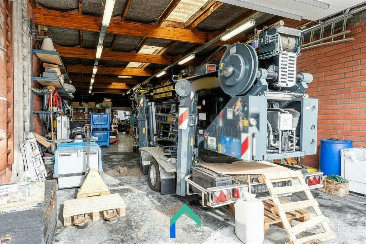 Woning met achterliggend magazijn in centrum Koolskamp - foto 4