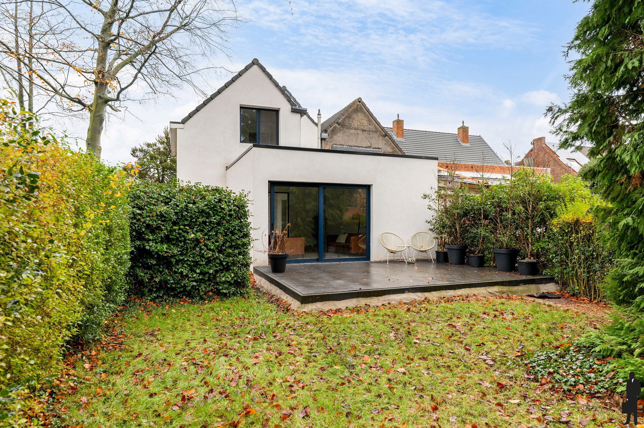 Gerenoveerde woning op ca. 520m2 met 3 slaapkamers en bureau - foto 4