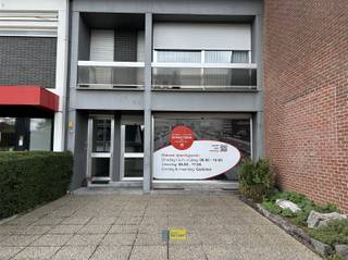 Goed gelegen (Kapellen-Hoogboom) kantoor-, bureel- of opslagruimte/atelier met een vloeroppervlakte van ca. 100 m² voorzien van een parkeerplaats...