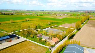 Bent u op zoek naar een authentieke hoeve met karakter en uitstraling? Ontdek dan domein 'De Meerlaan', idyllisch gelegen in het landelijke Esen,...