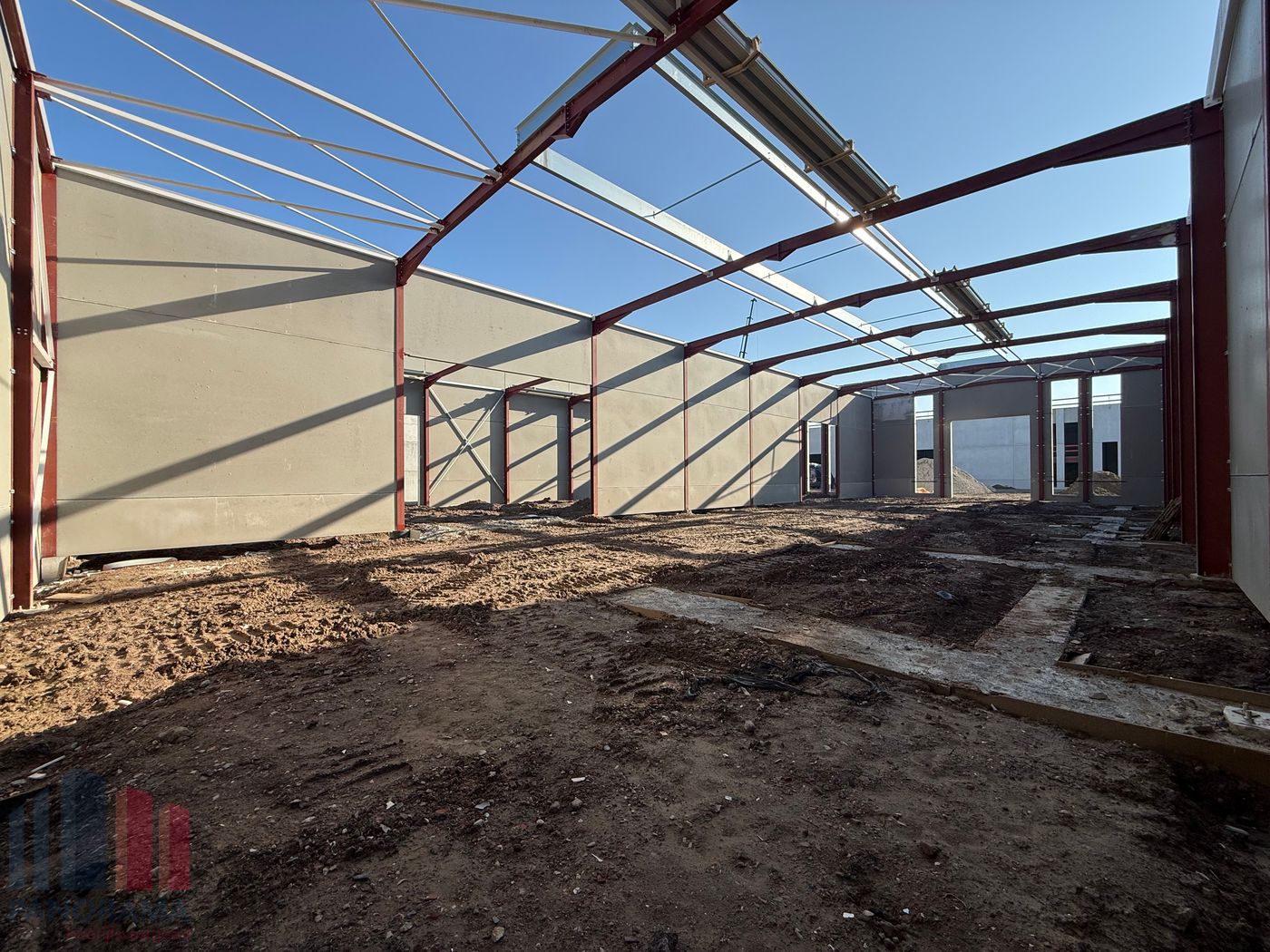 Nieuwbouw KMO-unit van 574 m² in de industriezone te Deinze - foto 2